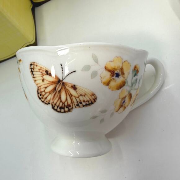 Lenox Butterfly Meadow Fritillary & Blue Butterfly Tea Cup & Saucer Set of 2 - Picture 5 of 16